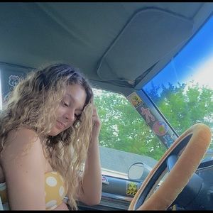 Meet your Posher, Kim